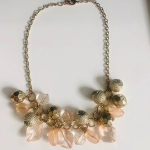 🌺Gold and pink statement necklace 🌺